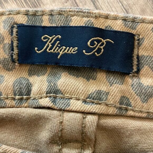 KLIQUE B SKINNY FIT DISTRESSED LEOPARD PRINT SKINNY FIT PANTS.  NEW WITH… - Picture 10 of 12